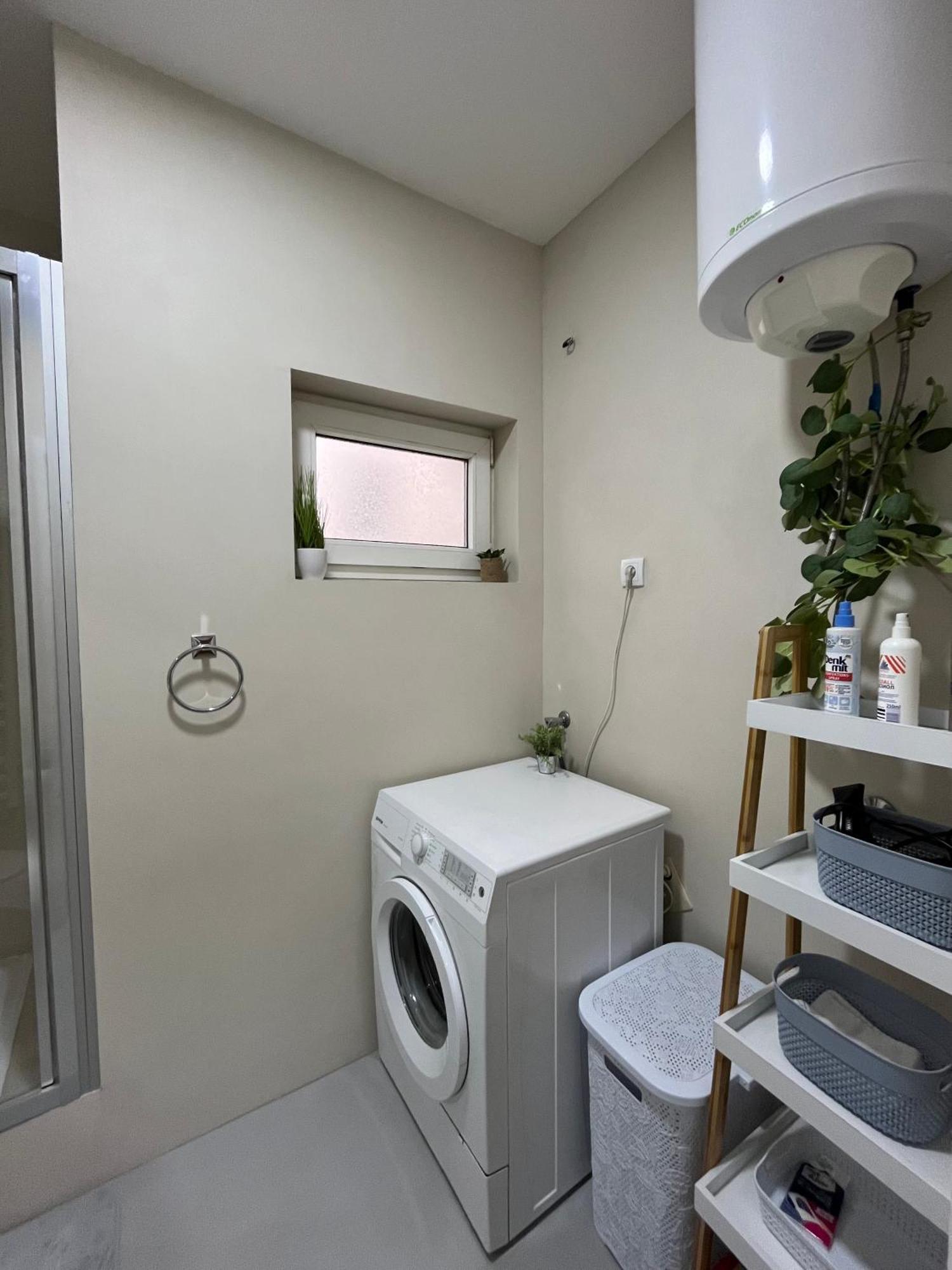 Apartment Vera With Free Garage Нови-Сад Экстерьер фото