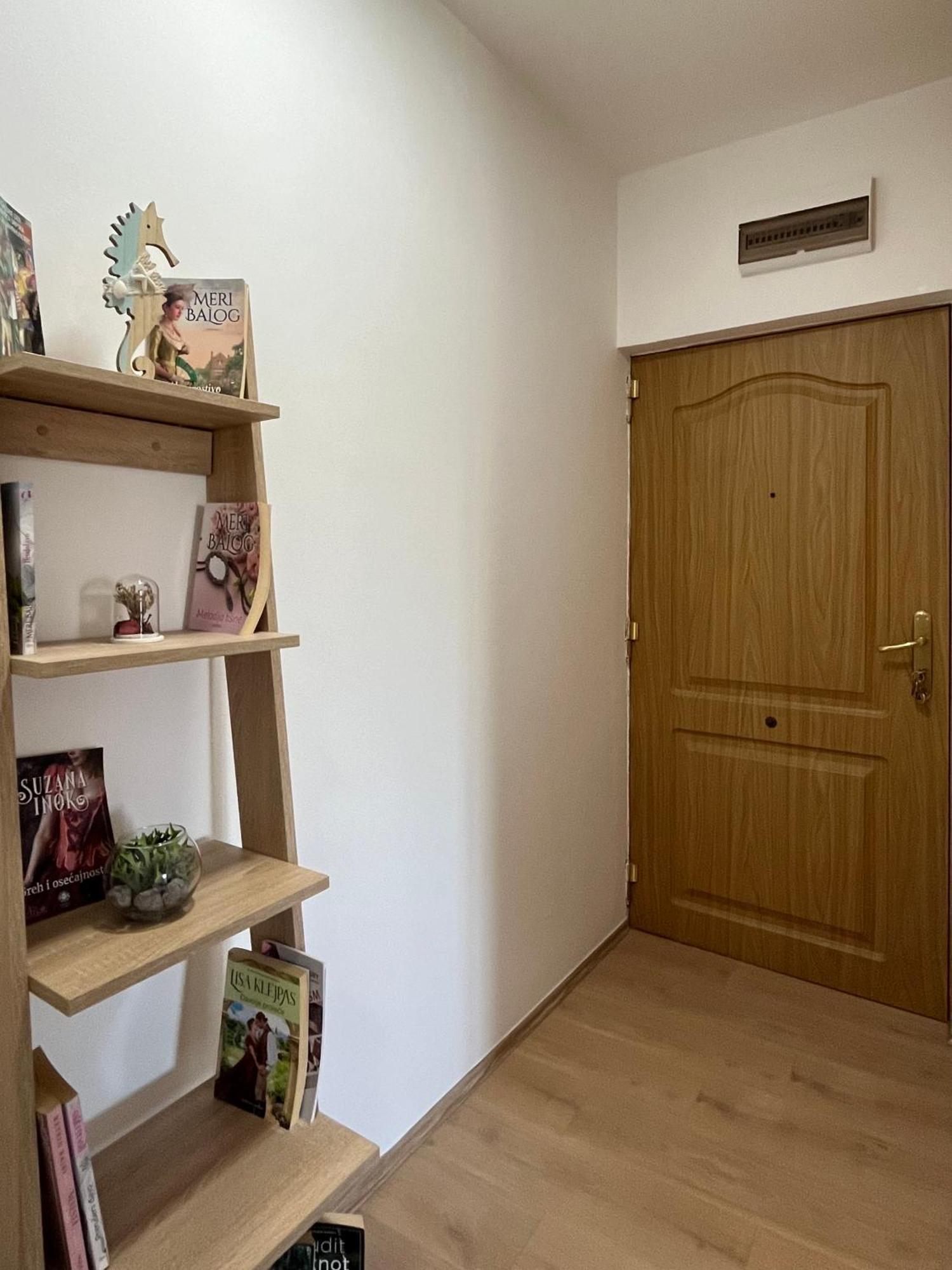 Apartment Vera With Free Garage Нови-Сад Экстерьер фото